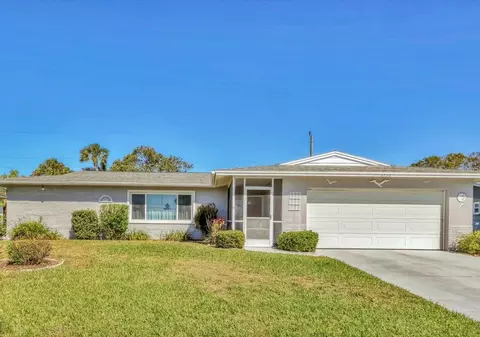 6732 Keystone Dr, Sarasota, FL 34231