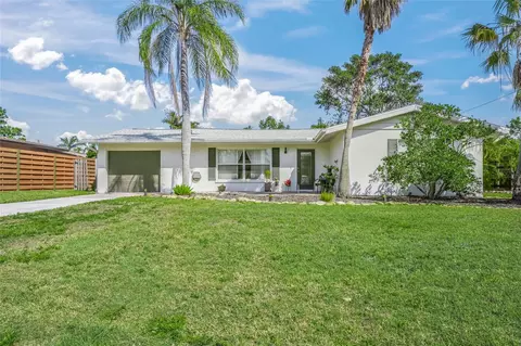 2427 Tulip St, Sarasota, FL 34239