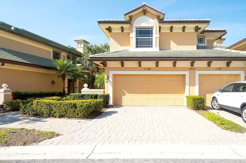 6512 Moorings Point Cir #201, Lakewood Ranch, FL 34202