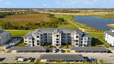 12180 Wellen Golf St #302, Venice, FL 34293