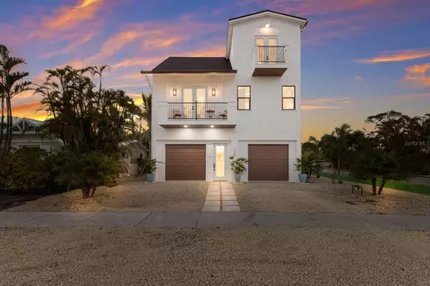 428 Spring Ave, Anna Maria, FL 34216