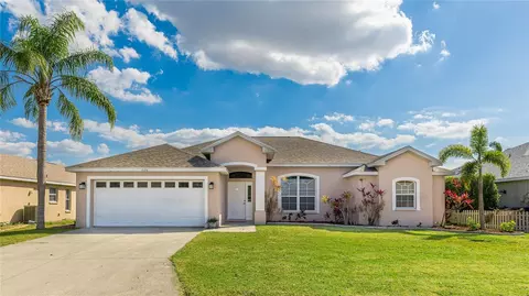 3106 45th Ave E, Bradenton, FL 34203