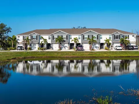 8681 Daydream St, Sarasota, FL 34238