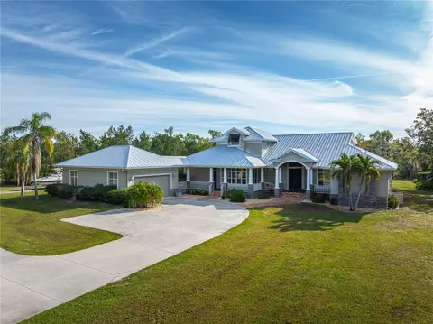 1355 Debrecen Rd, Sarasota, FL 34240