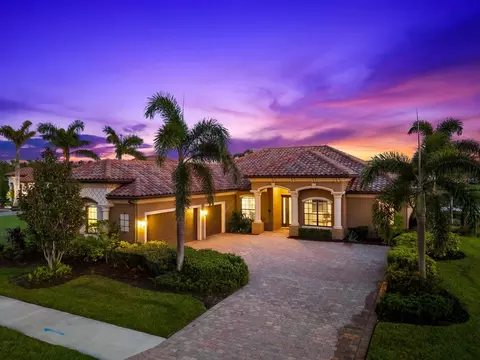 629 River Enclave Ct, Bradenton, FL 34212