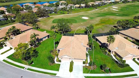 374 Fairway Isles Ln, Bradenton, FL 34212