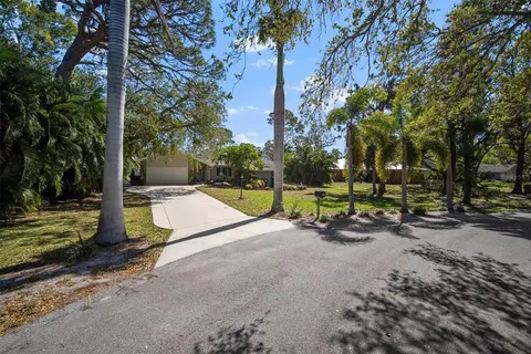 4711 Placid Cir, Sarasota, FL 34231