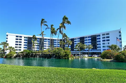 5855 Midnight Pass Rd #303, Sarasota, FL 34242