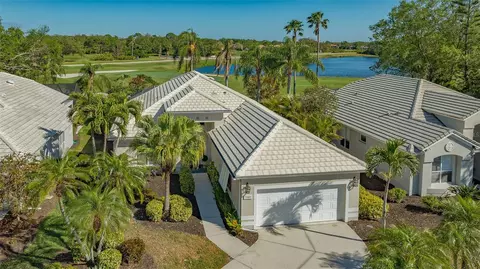 7903 Hampton Ct, University Park, FL 34201