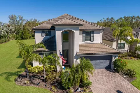 10905 Copperlefe Dr, Bradenton, FL 34212