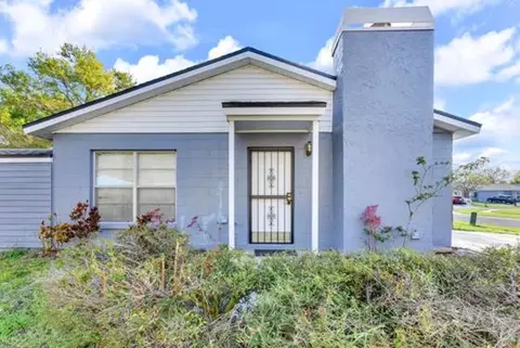 1225 Mohrlake Dr, Brandon, FL 33511