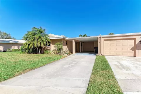 3259 Fairhaven Ln #211, Sarasota, FL 34239