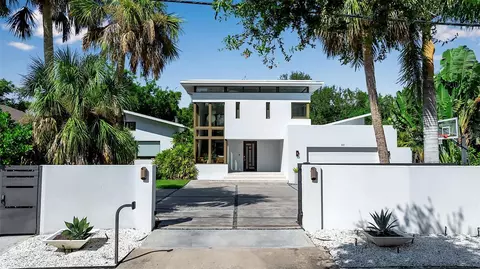 587 47th St, Sarasota, FL 34234