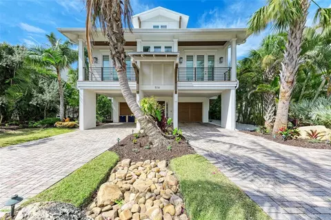 516 Kumquat Dr, Anna Maria, FL 34216