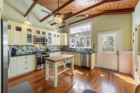 325 12th Ave W, Palmetto, FL 34221