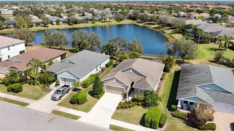 5011 Kincaid Park Ln, Bradenton, FL 34211