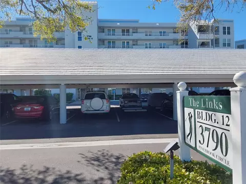 3790 Pinebrook Cir #103, Bradenton, FL 34209