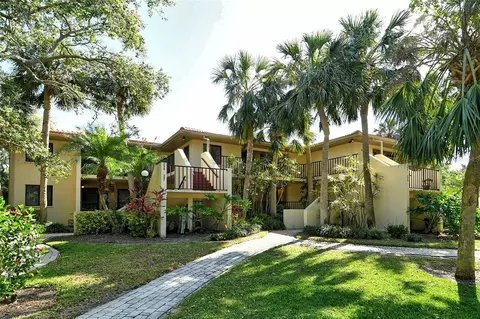 6450 Wild Oak Bay Blvd #240, Bradenton, FL 34210