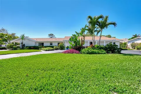400 Nokomis Ave S, Venice, FL 34285