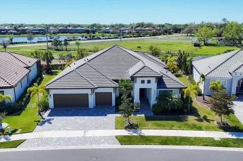 4629 Antrim Dr, Sarasota, FL 34240