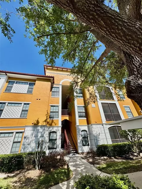 8351 38th Street Cir E #302, Sarasota, FL 34243