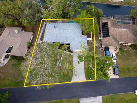 4453 Meadow Creek Cir, Sarasota, FL 34233