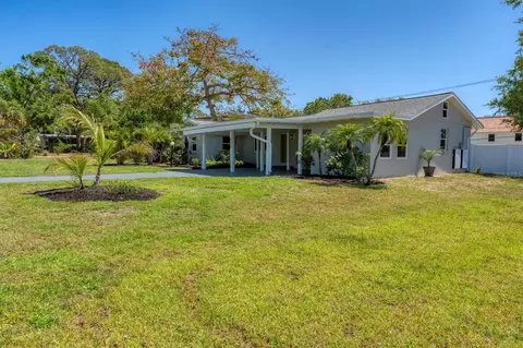 436 Parkview Dr, Sarasota, FL 34243