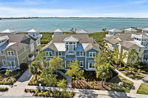 358 Compass Point Dr #101, Bradenton, FL 34209