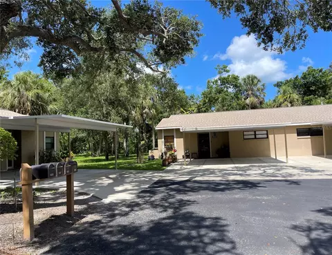 5013 Village Gardens Dr #34, Sarasota, FL 34234