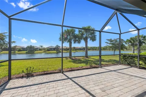 17228 Corinna Pl, Bradenton, FL 34202