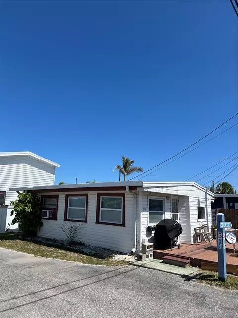 2601 Gulf Dr N #214, Bradenton Beach, FL 34217