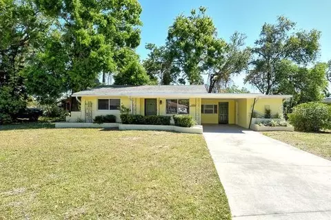 4560 Brooksdale Dr, Sarasota, FL 34232