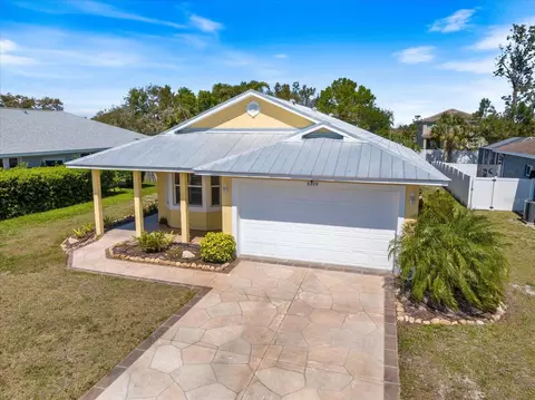 5319 Levi Ln, Sarasota, FL 34233