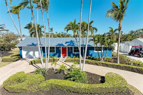 502 69th St, Holmes Beach, FL 34217