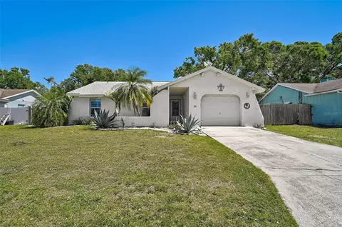 5611 22nd St E, Bradenton, FL 34203
