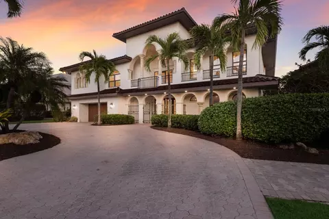 875 Siesta Key Cir, Sarasota, FL 34242