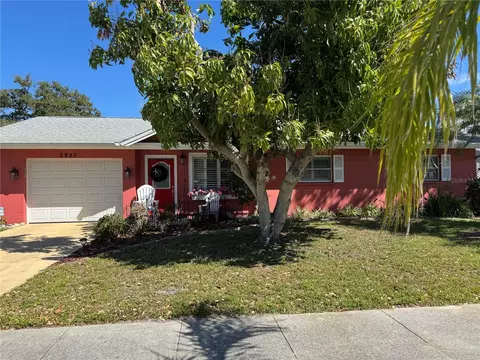 2927 Valley Forge St, Sarasota, FL 34231