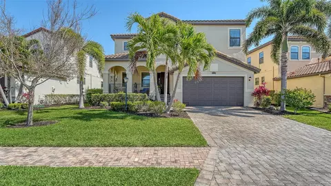 5723 Title Row Dr, Bradenton, FL 34210