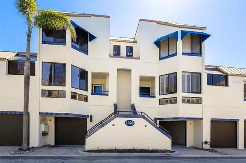 1928 Harbourside Dr #1403, Longboat Key, FL 34228