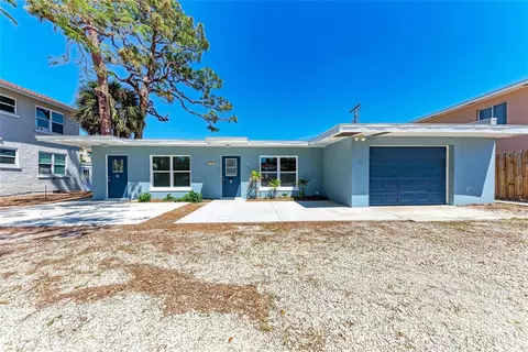 420 Armada Rd S, Venice, FL 34285