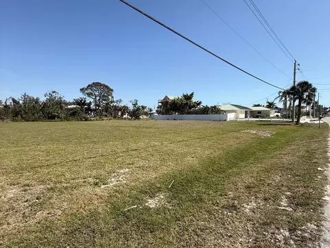 20 Bayshore Road # 0169 09, Nokomis, FL 34275
