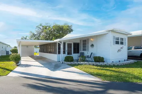 2042 Detroiter St, Sarasota, FL 34231