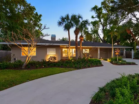 1764 Floyd St, Sarasota, FL 34239