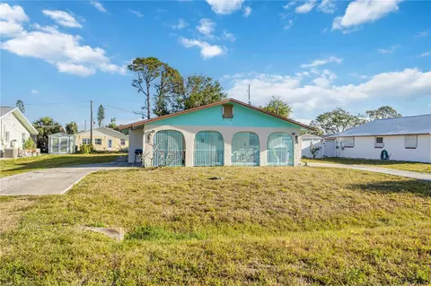 270 E Langsner St, Englewood, FL 34223
