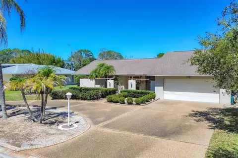 5049 Inverness Dr, Sarasota, FL 34243