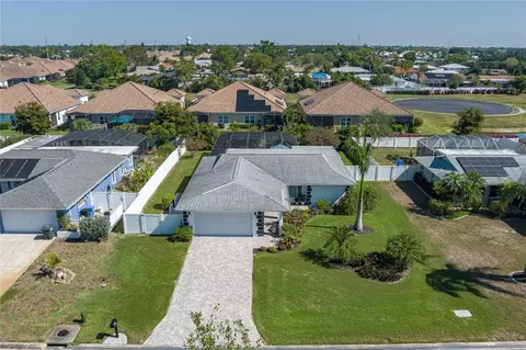 6902 18th Ave W, Bradenton, FL 34209
