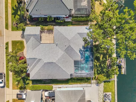 4527 Barracuda Dr, Bradenton, FL 34208