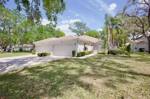 3952 Highland Oaks Dr #11, Sarasota, FL 34235