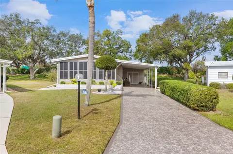 8517 Buckingham Pl, Palmetto, FL 34221
