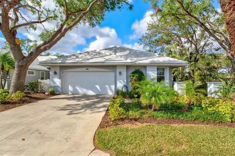 667 Crossfield Cir #1, Venice, FL 34293